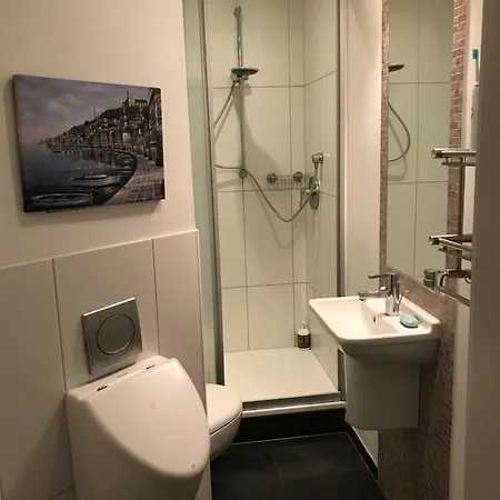 Moderne In Zentraler Lage *